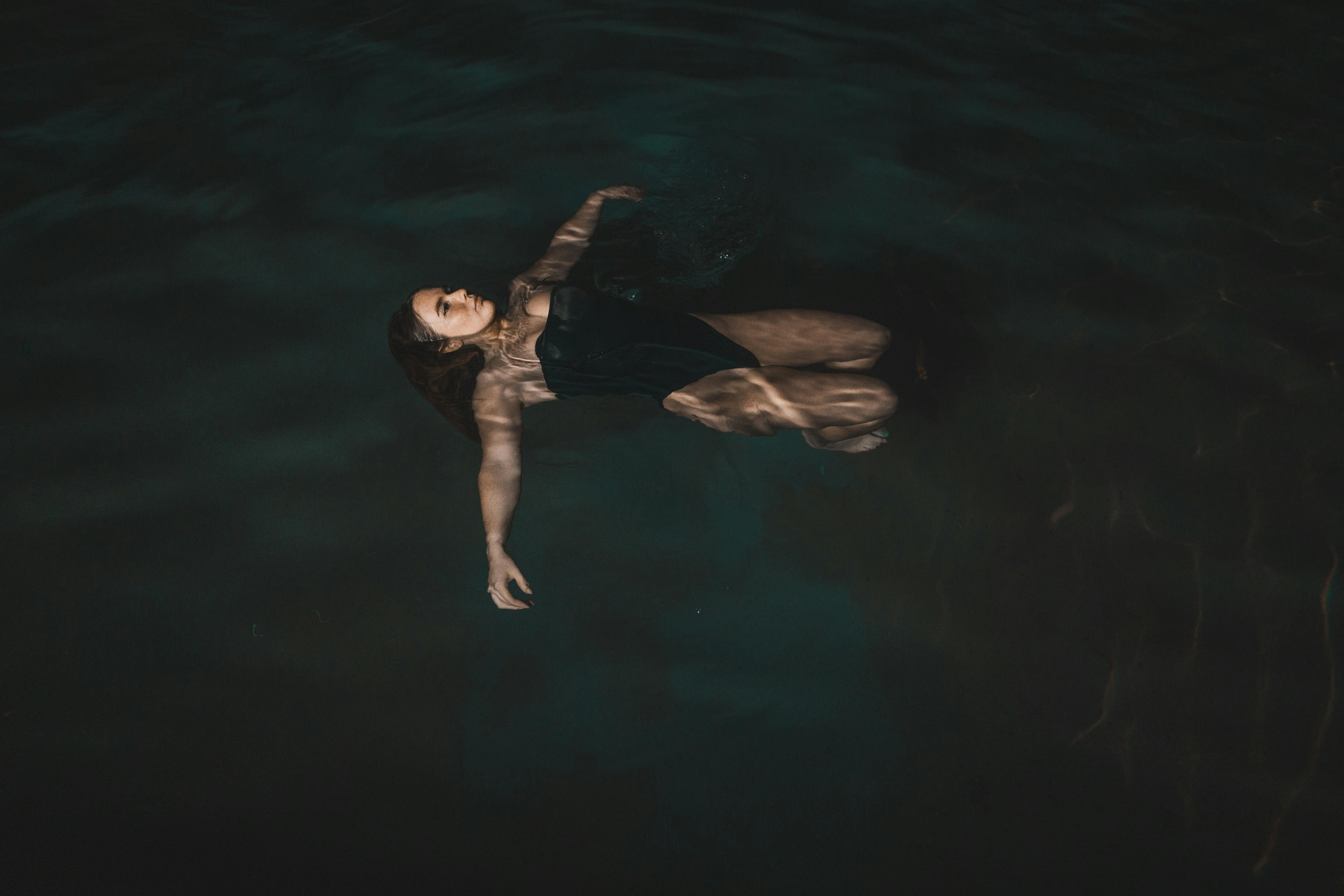 Is Hyper Independence a Symptom of Betrayal Trauma?