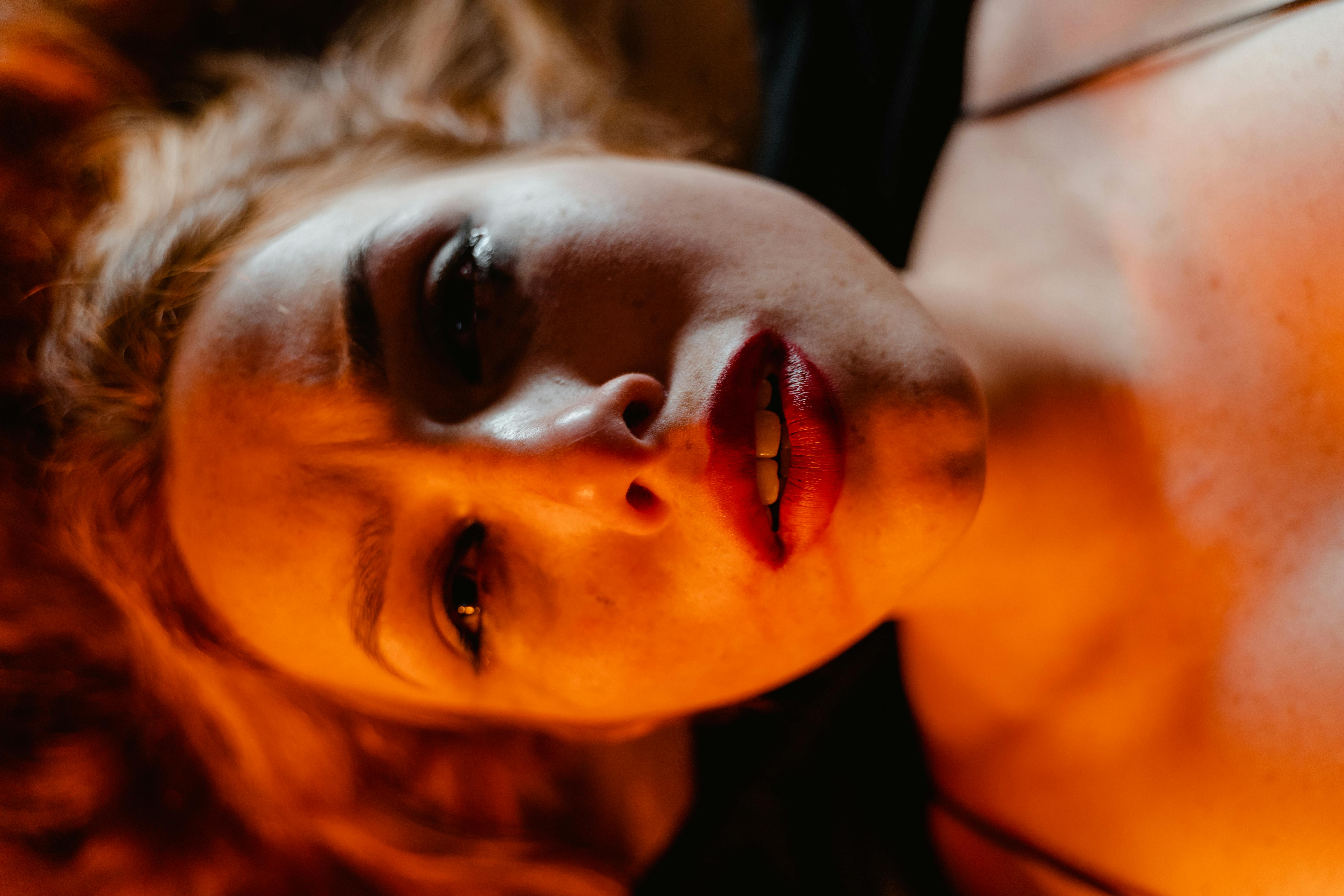 How Betrayal Trauma Make Your PAST Feel Like It’s Happening Now